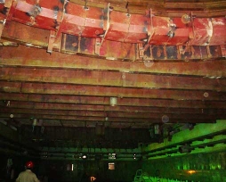 闪速炉悬挂梁铜水套现场装置照片